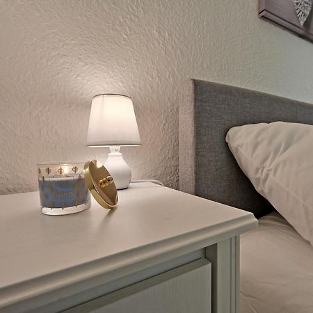 Appartement Au Calme En Plein Centre-Ville Nîmes Eksteriør billede