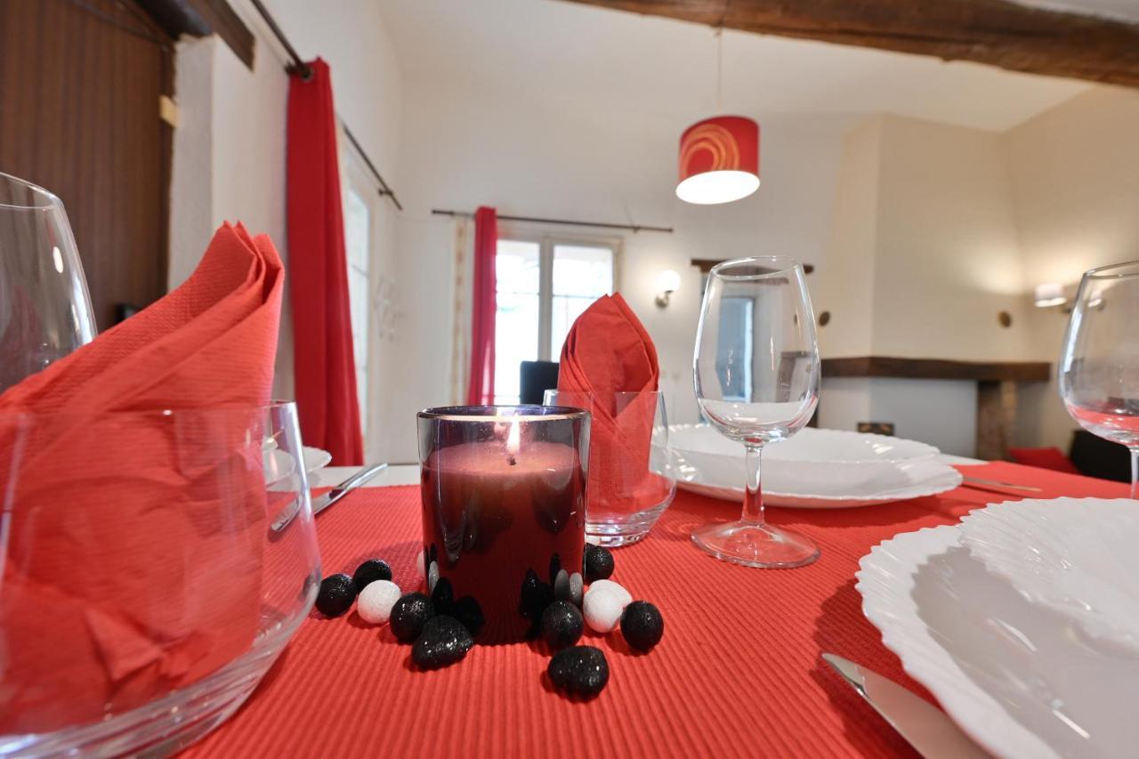 Appartement Au Calme En Plein Centre-Ville Nîmes Eksteriør billede